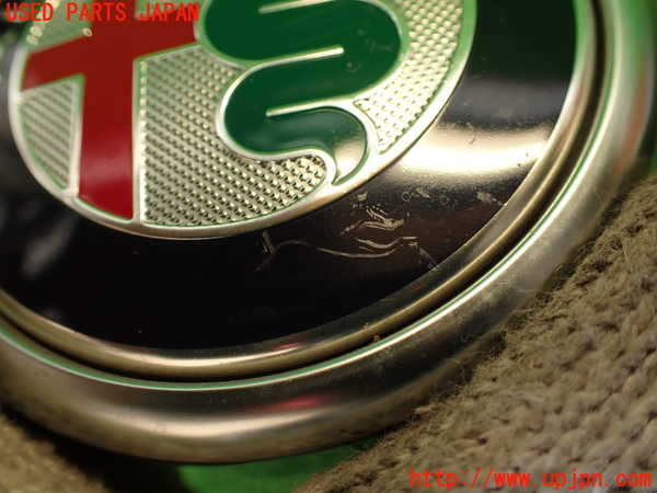 2UPJ-9236321631]アルファロメオ・ジュリア(95220)エンブレム1 中古_2