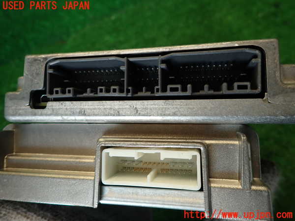 2UPJ-9236326525]アルファロメオ・ジュリア(95220)アンプ 中古_3