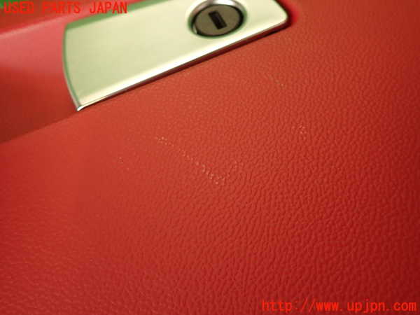 2UPJ-9236327516]アルファロメオ・ジュリア(95220)グローブボックス1 中古_2