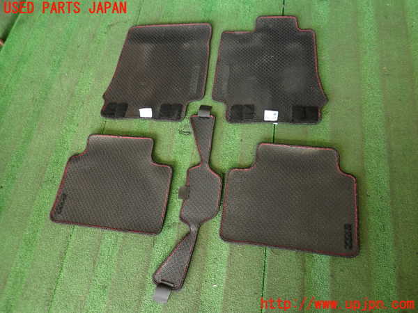 2UPJ-9236327800]アルファロメオ・ジュリア(95220)フロアマット 中古_5