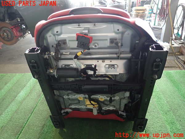 2UPJ-9236327065]アルファロメオ・ジュリア(95220)助手席シート 中古_4