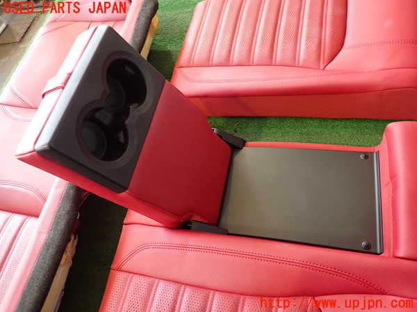 2UPJ-9236327385]アルファロメオ・ジュリア(95220)リアシート 中古_4