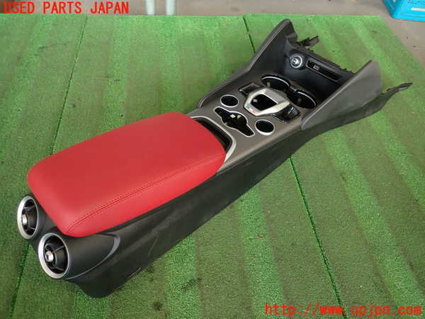 2UPJ-9236327540]アルファロメオ・ジュリア(95220)センターコンソール 中古_2