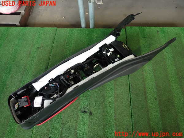 2UPJ-9236327540]アルファロメオ・ジュリア(95220)センターコンソール 中古_5