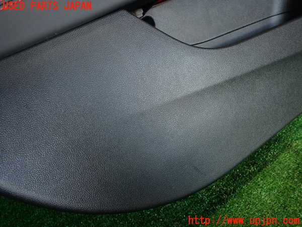 2UPJ-9236321264]アルファロメオ・ジュリア(95220)左前ドア内張り 中古_3