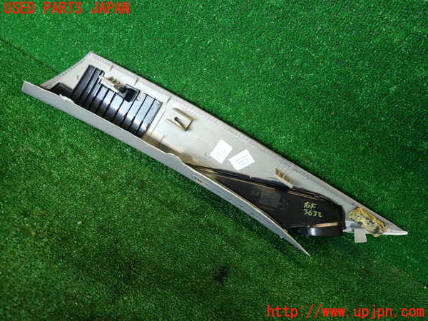 2UPJ-9236327655]アルファロメオ・ジュリア(95220)右フロントピラートリム 中古_3