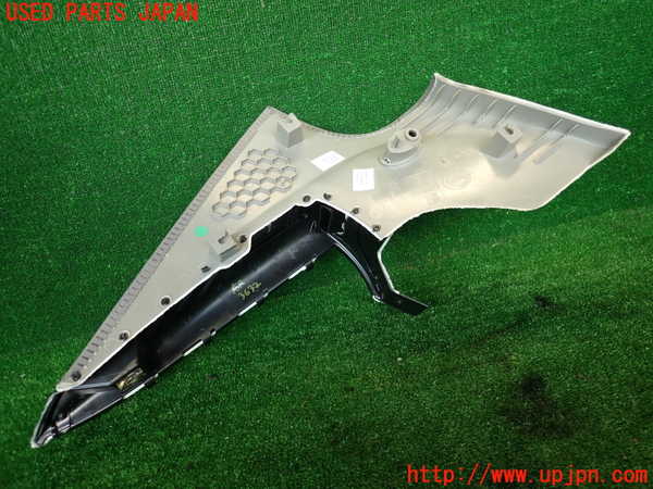 2UPJ-9236327675]アルファロメオ・ジュリア(95220)右リアピラートリム 中古_3