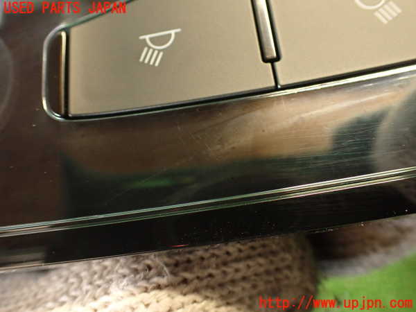 2UPJ-9236326412]アルファロメオ・ジュリア(95220)ルームランプ2 (真中 2列目) 中古_3