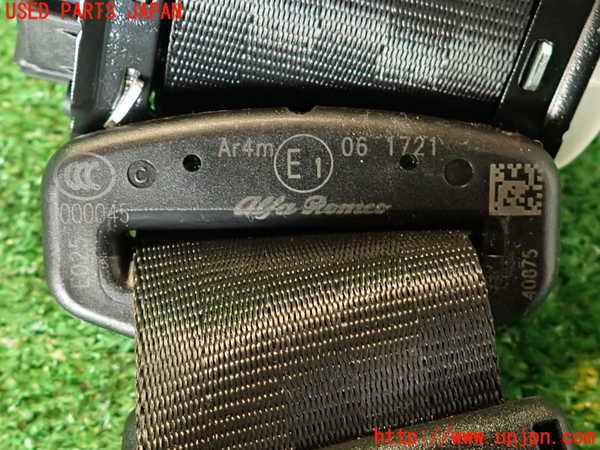 2UPJ-9236327135]アルファロメオ・ジュリア(95220)真中2列目シートベルト 中古_4