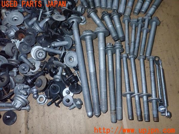 3UPJ=9236330720]BMW 420i グランクーペ(4D20 F36)前期 ネジ・ナット・ステー類 セット ジャンク_3