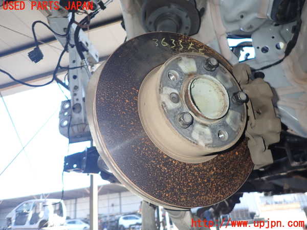 2UPJ-9236334295]BMW 420i グランクーペ(4D20)(F36)左フロントナックルハブ 中古_2