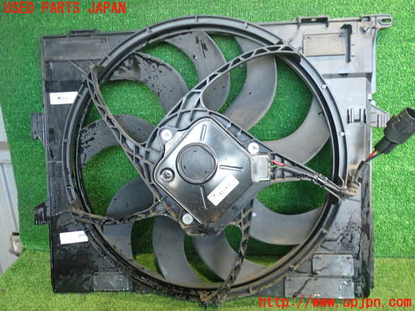 2UPJ-9236336836]BMW 420i グランクーペ(4D20)(F36)電動ファン1 中古_2