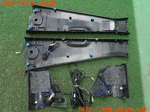 3UPJ=9236340647]アルファードハイブリッド(ATH20W)後期 純正 内装トリム センターピラー カウルサイドトリムボード パネル 中古_2