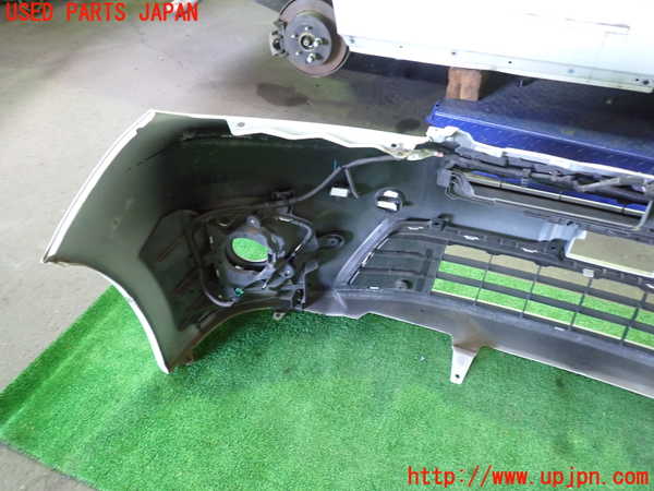 1UPJ-9236341010]アルファードハイブリッド(ATH20W)フロントバンパー 中古_5