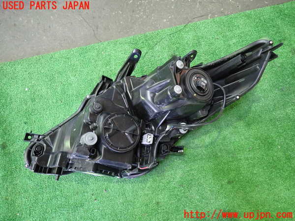 1UPJ-9236341130]アルファードハイブリッド(ATH20W)右ヘッドライト HID 中古_2