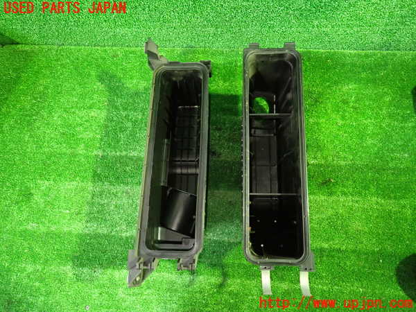1UPJ-9236342560]アルファードハイブリッド(ATH20W)エアクリーナーボックス 中古_3