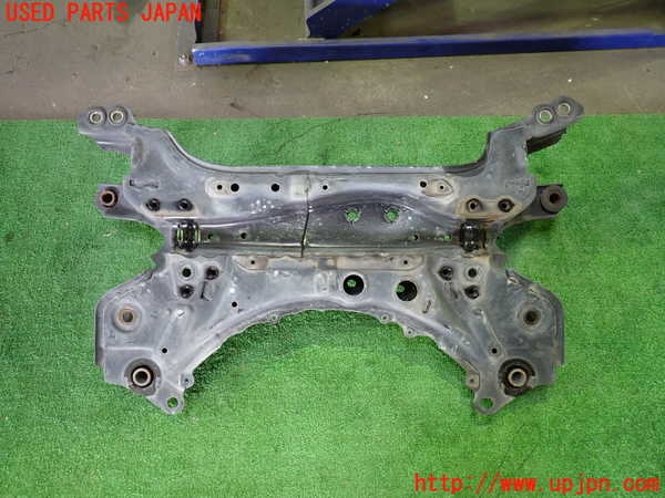 1UPJ-9236345285]アルファードハイブリッド(ATH20W)フロントメンバー 中古_4