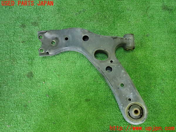 1UPJ-9236345176]アルファードハイブリッド(ATH20W)右フロントロアアーム1 中古_2