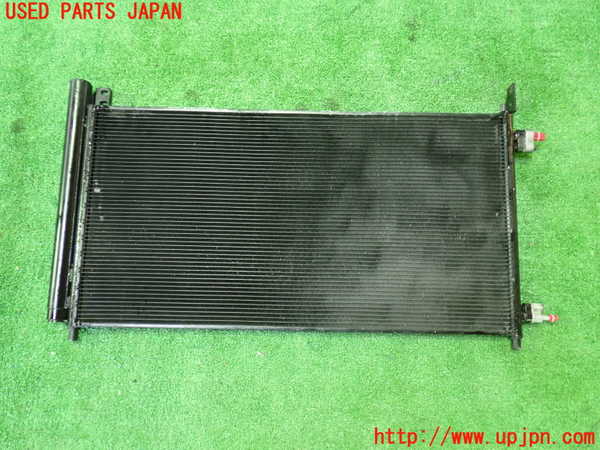 1UPJ-9236346031]アルファードハイブリッド(ATH20W)エアコンコンデンサー1 中古_2