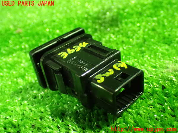 1UPJ-9236346308]アルファードハイブリッド(ATH20W)スイッチ3 (接近通報OFF) 中古_2