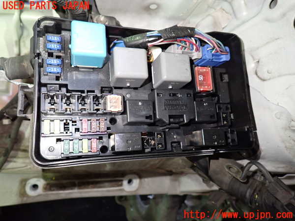 1UPJ-9236346742]アルファードハイブリッド(ATH20W)ヒューズボックス2 中古_2