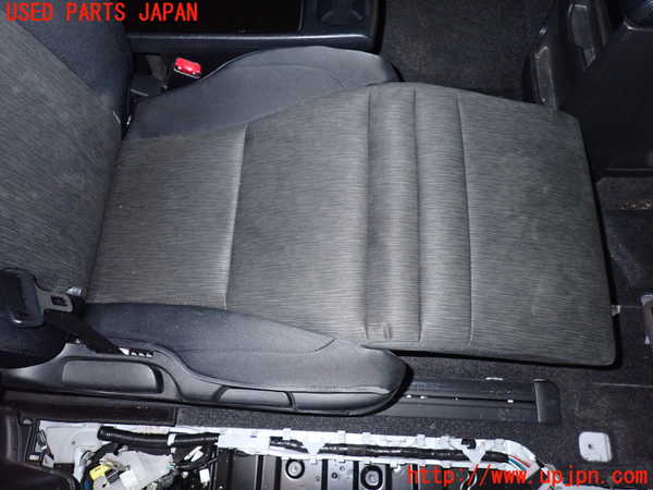 1UPJ-9236347145]アルファードハイブリッド(ATH20W)右2列目シート 中古_3