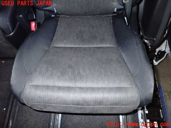 1UPJ-9236347175]アルファードハイブリッド(ATH20W)左2列目シート 中古_3