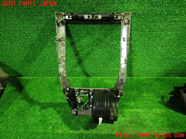 1UPJ-9236347841]アルファードハイブリッド(ATH20W)小物入れ1 中古_3