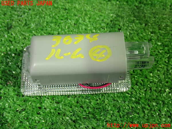 1UPJ-9236346414]アルファードハイブリッド(ATH20W)ルームランプ4 (ラゲッジ右) 中古_2