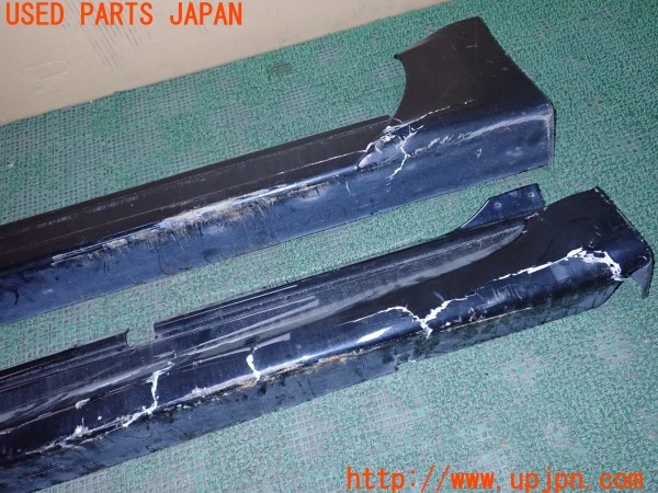 3UPJ=9236350025]ポルシェ カイエン S(9PAM4801 957型)社外 サイドステップ FRP 中古_3