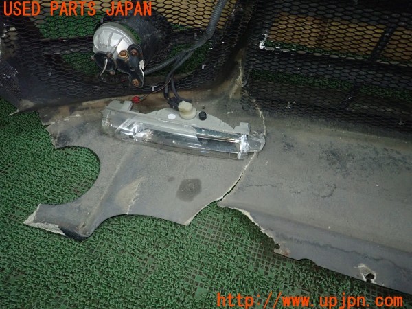 3UPJ=9236350048]ポルシェ カイエン S(9PAM4801 957型)Garage EUR? ガレージエウル？ EUR-GT? フロントバンパー FRP  中古_5