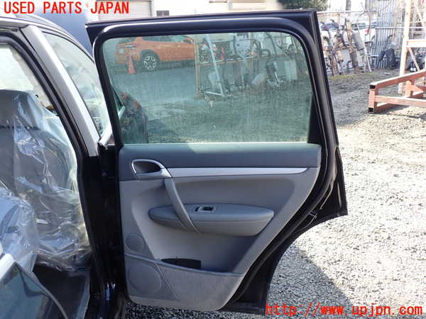 1UPJ-9236351290]ポルシェ・カイエン S(9PAM4801)右後ドア 中古 SAINT-GOBAIN SEKURIT M392 43R-000023_4