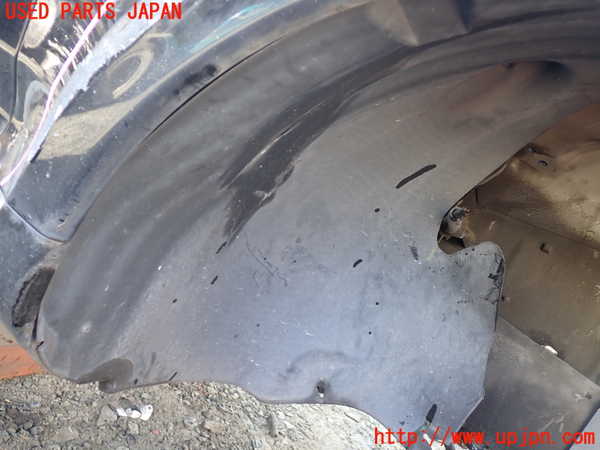 1UPJ-9236351090]ポルシェ・カイエン S(9PAM4801)右前フェンダーライナー 中古_3