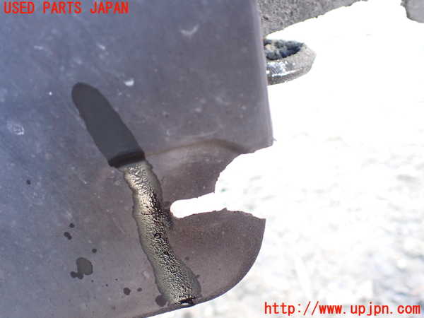 1UPJ-9236351090]ポルシェ・カイエン S(9PAM4801)右前フェンダーライナー 中古_4