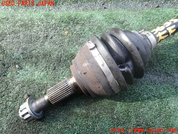 1UPJ-9236354015]ポルシェ・カイエン S(9PAM4801)左フロントドライブシャフト 中古_2
