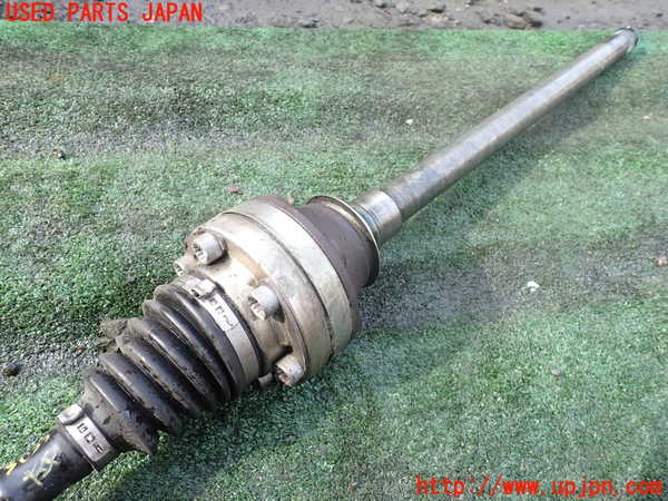 1UPJ-9236354015]ポルシェ・カイエン S(9PAM4801)左フロントドライブシャフト 中古_3