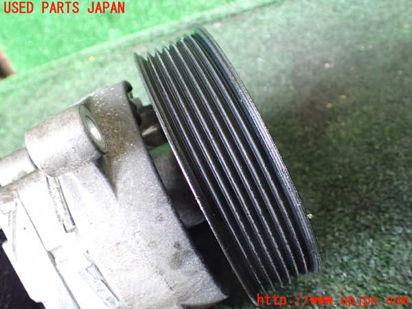 1UPJ-9236354250]ポルシェ・カイエン S(9PAM4801)パワステポンプ 中古_3