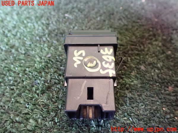 1UPJ-9236356307]ポルシェ・カイエン S(9PAM4801)スイッチ2(シートヒーター) 中古_2