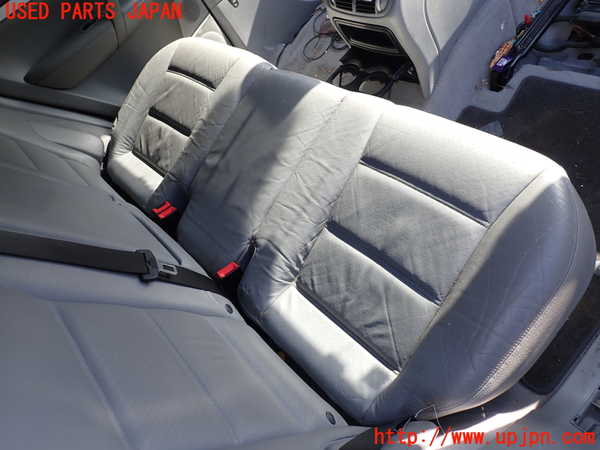 1UPJ-9236357385]ポルシェ・カイエン S(9PAM4801)リアシート 中古_3