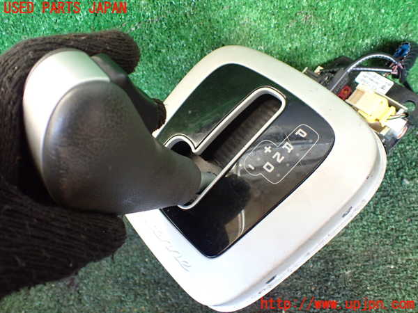 1UPJ-9236357555]ポルシェ・カイエン S(9PAM4801)ATシフトレバー 中古_2