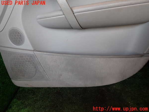 1UPJ-9236351234]ポルシェ・カイエン S(9PAM4801)右前ドア内張り 中古_3