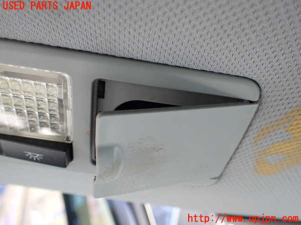 1UPJ-9236356413]ポルシェ・カイエン S(9PAM4801)ルームランプ3(2列目左) 中古_2