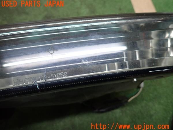 3UPJ=9236360514]ランドクルーザー80(FZJ80G)後期 XACTA ザクタ 112-51979 112-51989 フロントウインカー 中古_3