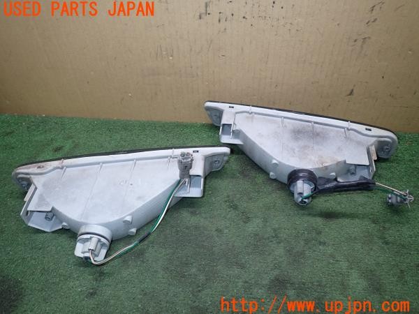 3UPJ=9236360514]ランドクルーザー80(FZJ80G)後期 XACTA ザクタ 112-51979 112-51989 フロントウインカー 中古_4