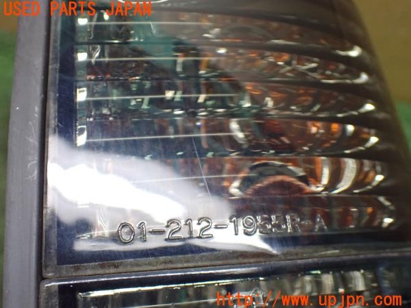 3UPJ=9236360547]ランドクルーザー80(FZJ80G)後期 DEPO デポ 01-212-1955L-C 01-212-1955R-C テールランプ 中古_3