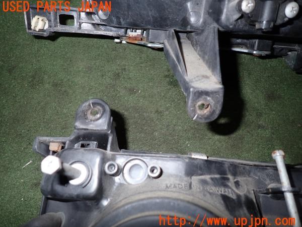 3UPJ=9236360561]ランドクルーザー80(FZJ80G)後期 DEPO デポ 212-1173LX 212-1173RX ヘッドライト 中古_4