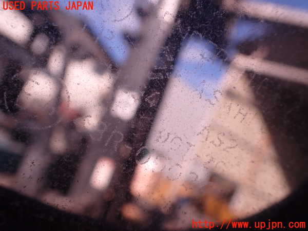 1UPJ-9236361380]ランクル80系(FZJ80G)右クォーターガラス 中古(43R-00034 M284)_3