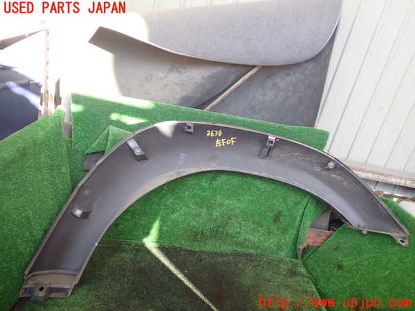 1UPJ-9236361442]ランクル80系(FZJ80G)左前オーバーフェンダー 中古_4