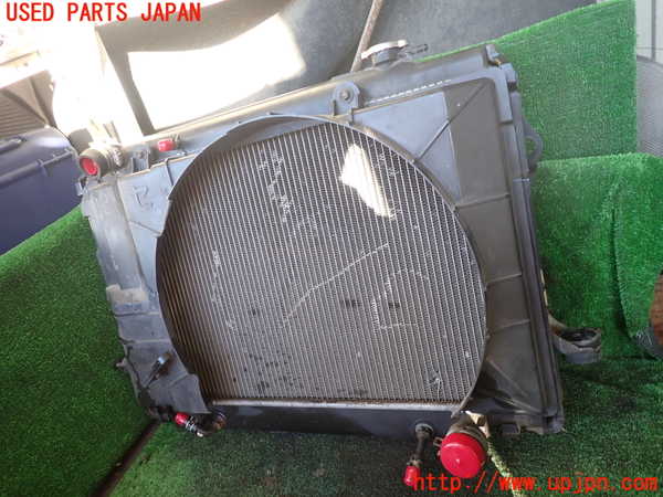 1UPJ-9236362321]ランクル80系(FZJ80G)ラジエーター1 中古_2