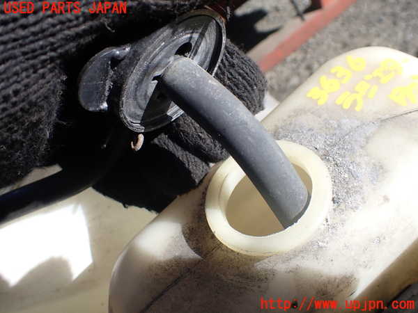 1UPJ-9236362410]ランクル80系(FZJ80G)ラジエータータンク 中古_2